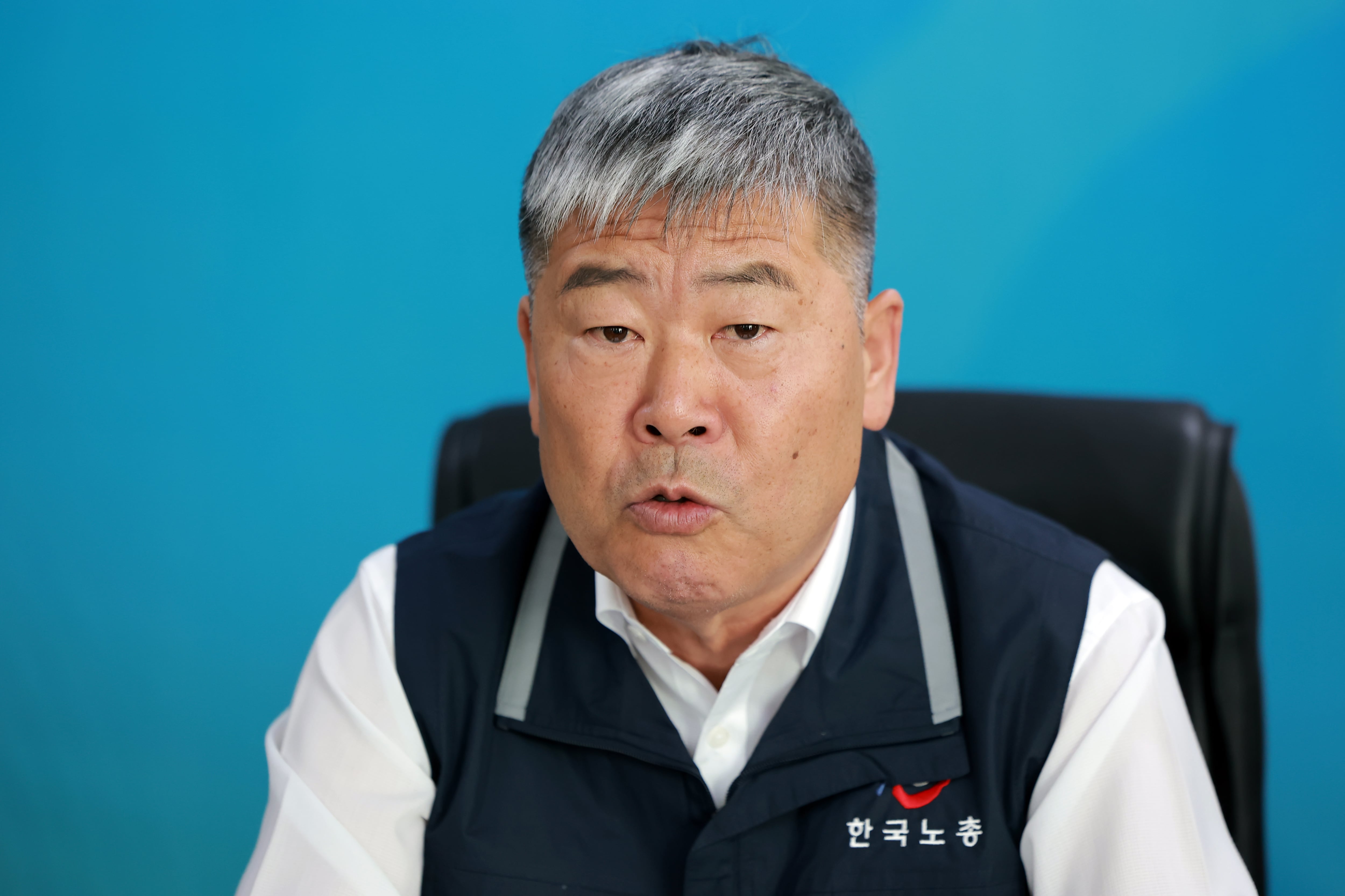 영업이익 배분, 노동쟁의 대상 아니라는 李에… 한국노총 “노봉법 취지 보장해야”