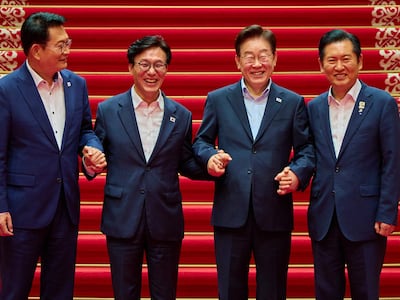 李대통령 지지율 40%... 민주당 39.8%로 떨어져