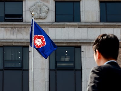 헌재 “한국서 태어난 외국인 아동도 출생등록 권리…국회, 법 만들어야”