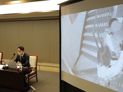 “누가 우리집 문에 칼을 꽂아놨어요” 원수지간 된 이웃