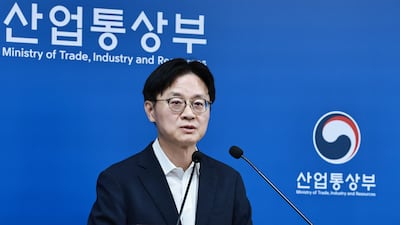 김정관 산업통상부 장관이 1일 정부세종청사에서 열린 대미투자 백브리핑에서 발언하고 있다./산업통상부 제공