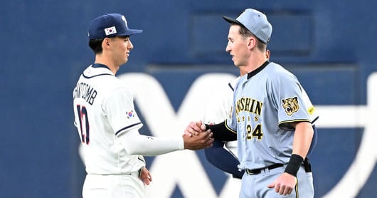 공식 연습 경기 현장에 등장한 셰이 위트컴