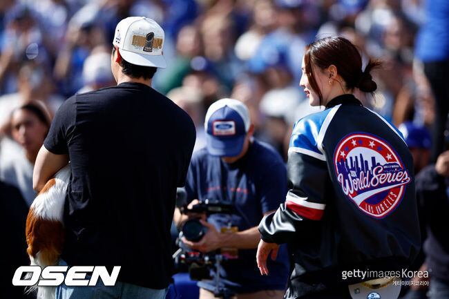 인천탐정사무소 서울탐정사무소 – 쓰레기 줍는 ‘1조 사나이’의 선행…구형 휴대폰 쓰는 소박한 ‘슈퍼스타 아내’의 내조
