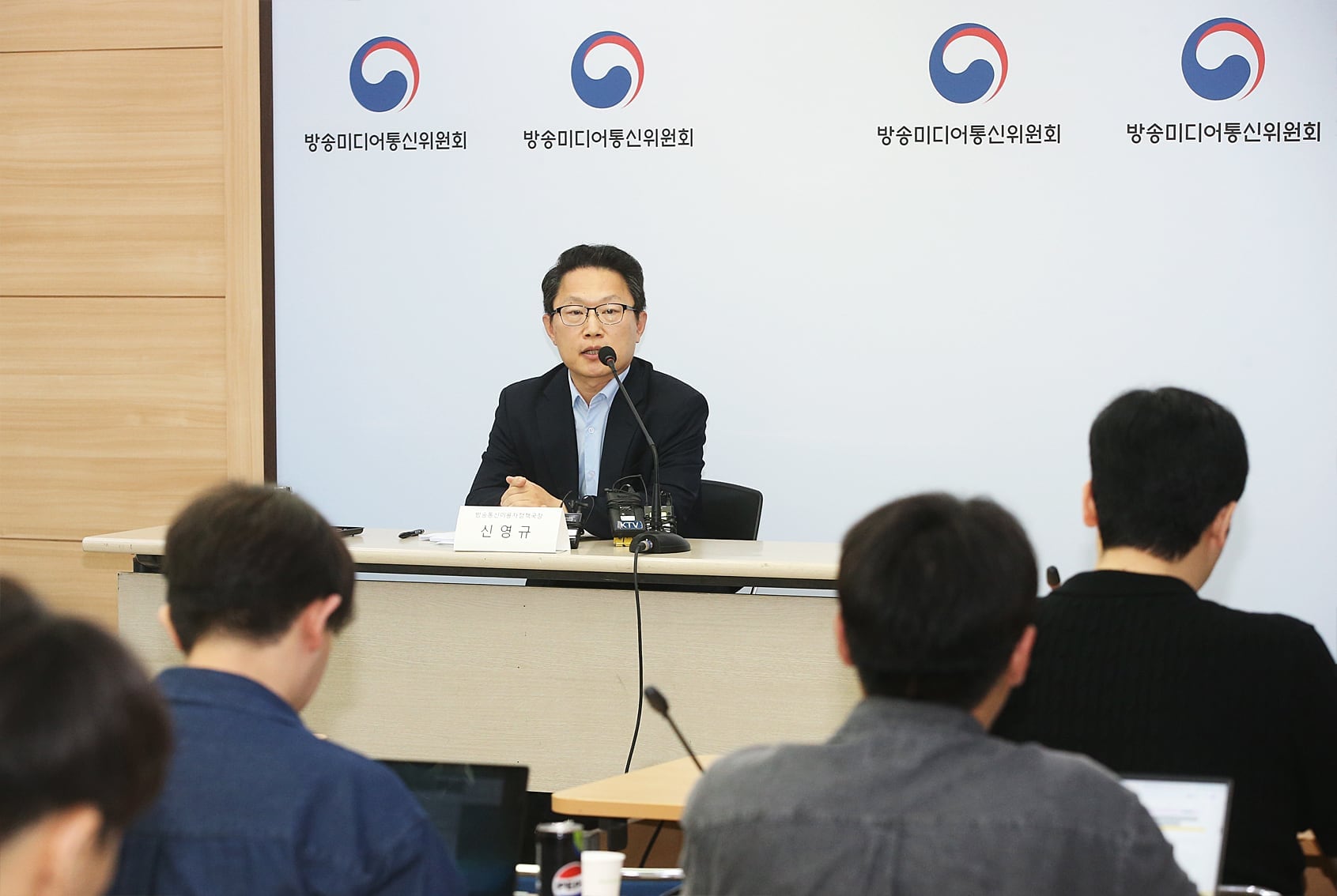 네이버·구글·메타 등 8개 플랫폼 ‘허위정보법 대상 사업자’로 지정