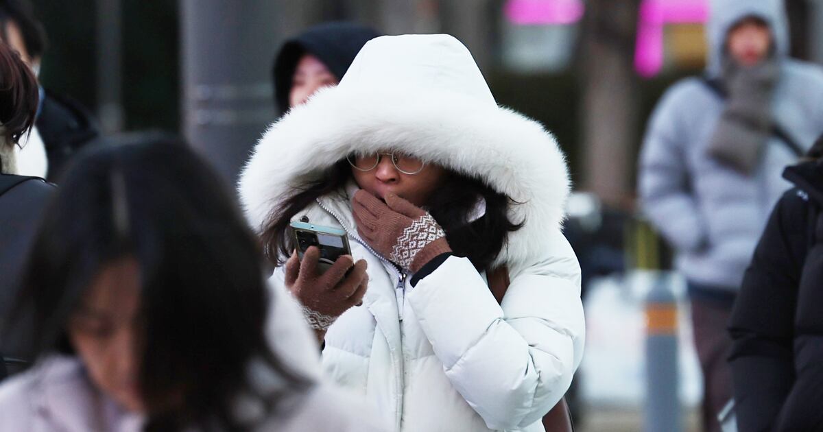 서울 첫눈과 폭설로 이어진 퇴근길 풍경