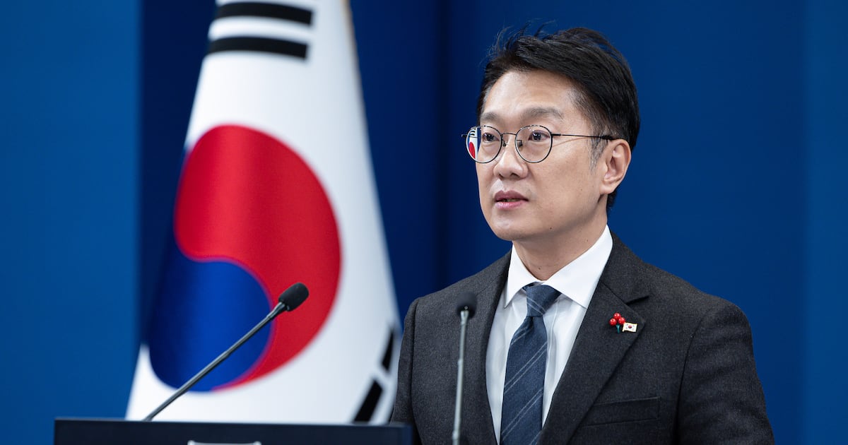 Cheong Wa Dae Rules Out Yongin Semiconductor Cluster Relocation