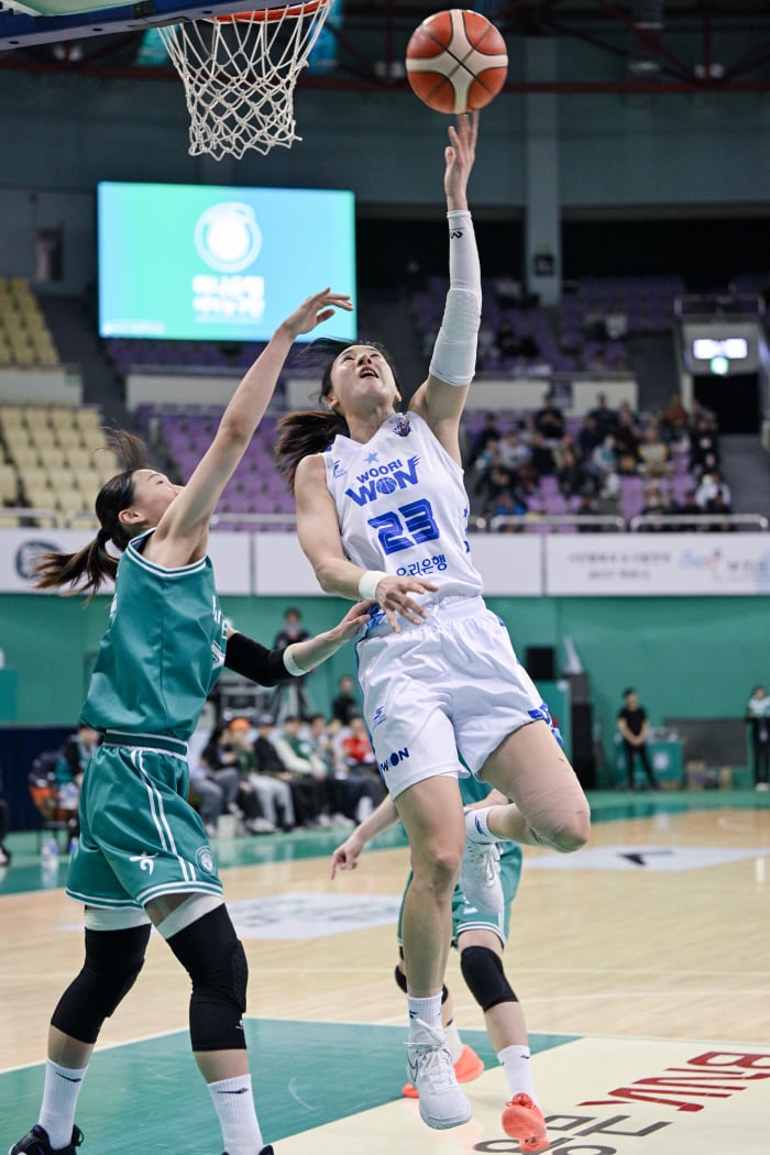 인천탐정사무소 서울탐정사무소 – ‘끝날 때까지 끝난 건 아니다!’ 하나은행, 우리은행 꺾고 1위 KB스타즈 반경기차로 추격