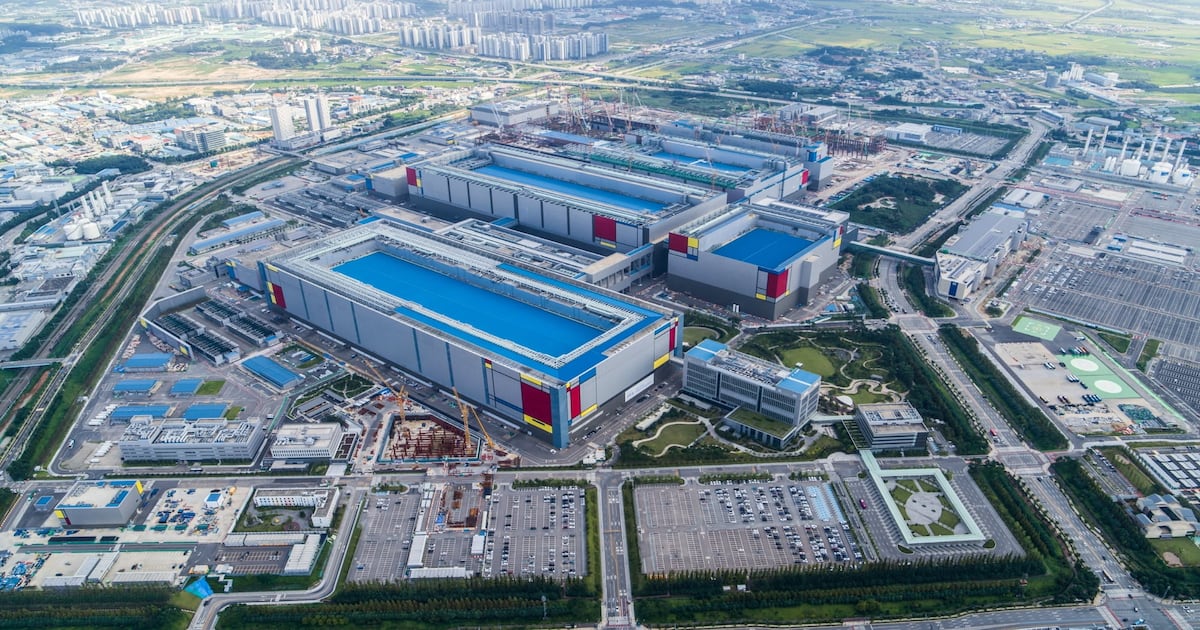 삼성 파운드리, 2나노 생산능력 끌어올린다...TSMC 추격 나서나 - 뉴스 썸네일 이미지