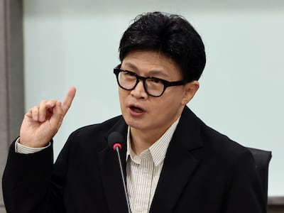한동훈, 5일째 노무현 언급… 與는 집중포화
