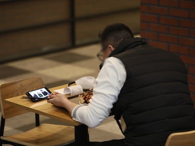 외신 기자, 한국서 혼밥 2번 거절 당했다