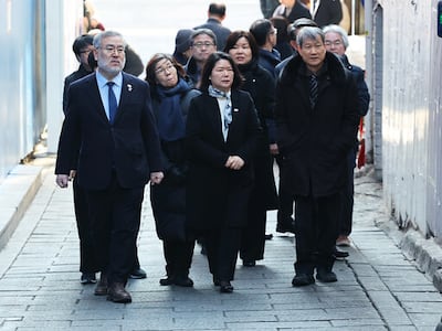 지난 1월 5일 10·29이태원참사 특별조사위원회 송기춘 당시 위원장(왼쪽)과 특조위원들이 참사 현장을 둘러보고 있다. photo 뉴스1