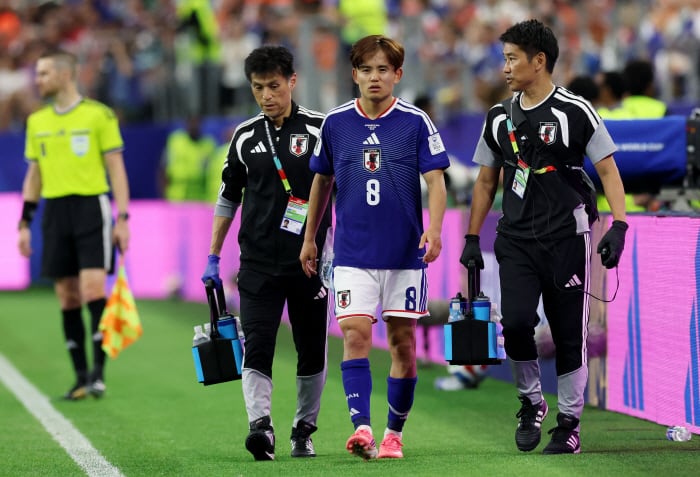 "초대박!" 日 '에이스' 구보 다케후사 복귀 총력…'일본축구협회 전속 물리치료사 재활 프로그램'→'달리기 시작'