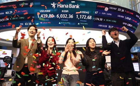 Kospi Surpasses 6,000 Points, Hits New Record