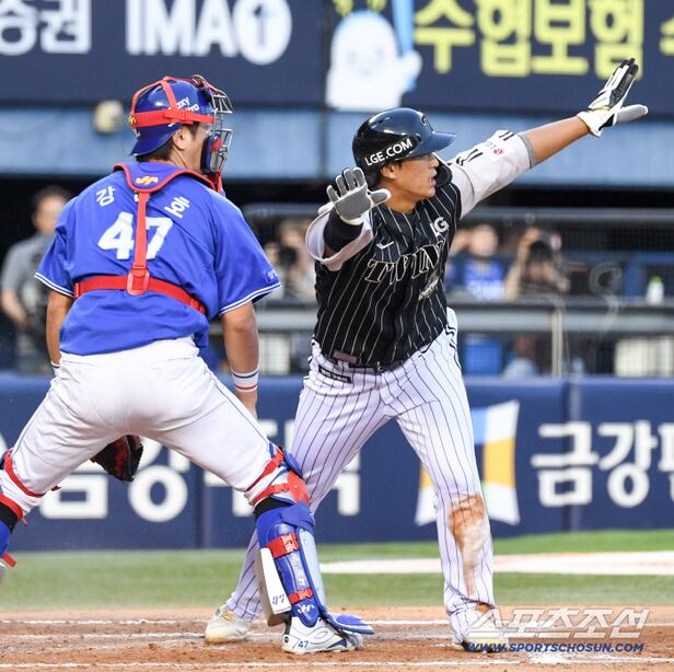 Jang Hyun-sik's First Win in 3,191 Days, Son Joo-young's 16th Save Lead ...