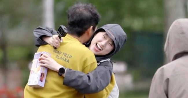 류혜영-성동일 바달집 재회 스틸컷