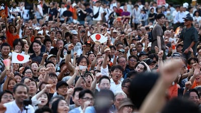 “중국인 오지마”… 트럼프 따라 하는 다카이치
