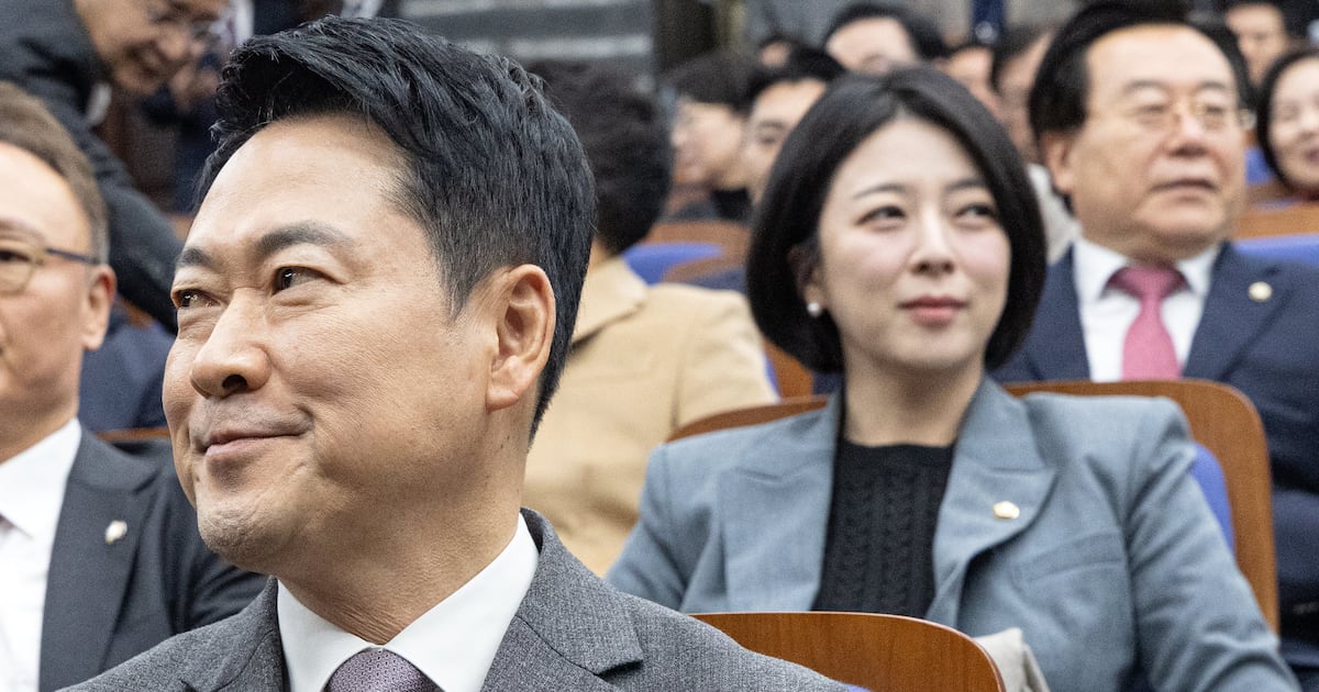 국힘 의총, '절윤' 얘기는 쏙 빼고 당명만 바꾼다고? 🙄