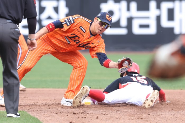 인천탐정사무소 서울탐정사무소 – “차원이 달라요” 떠난 최형우가 감탄했던 KIA의 이정후, 터질 조짐 보인다