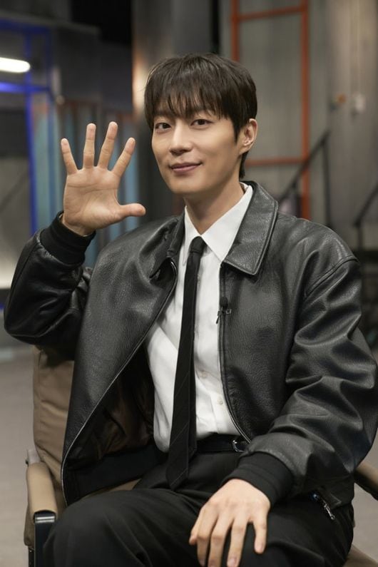 이이경 나간지 얼마나 됐다고..윤두준마저 '용형5' 4개월만 하차..왜?