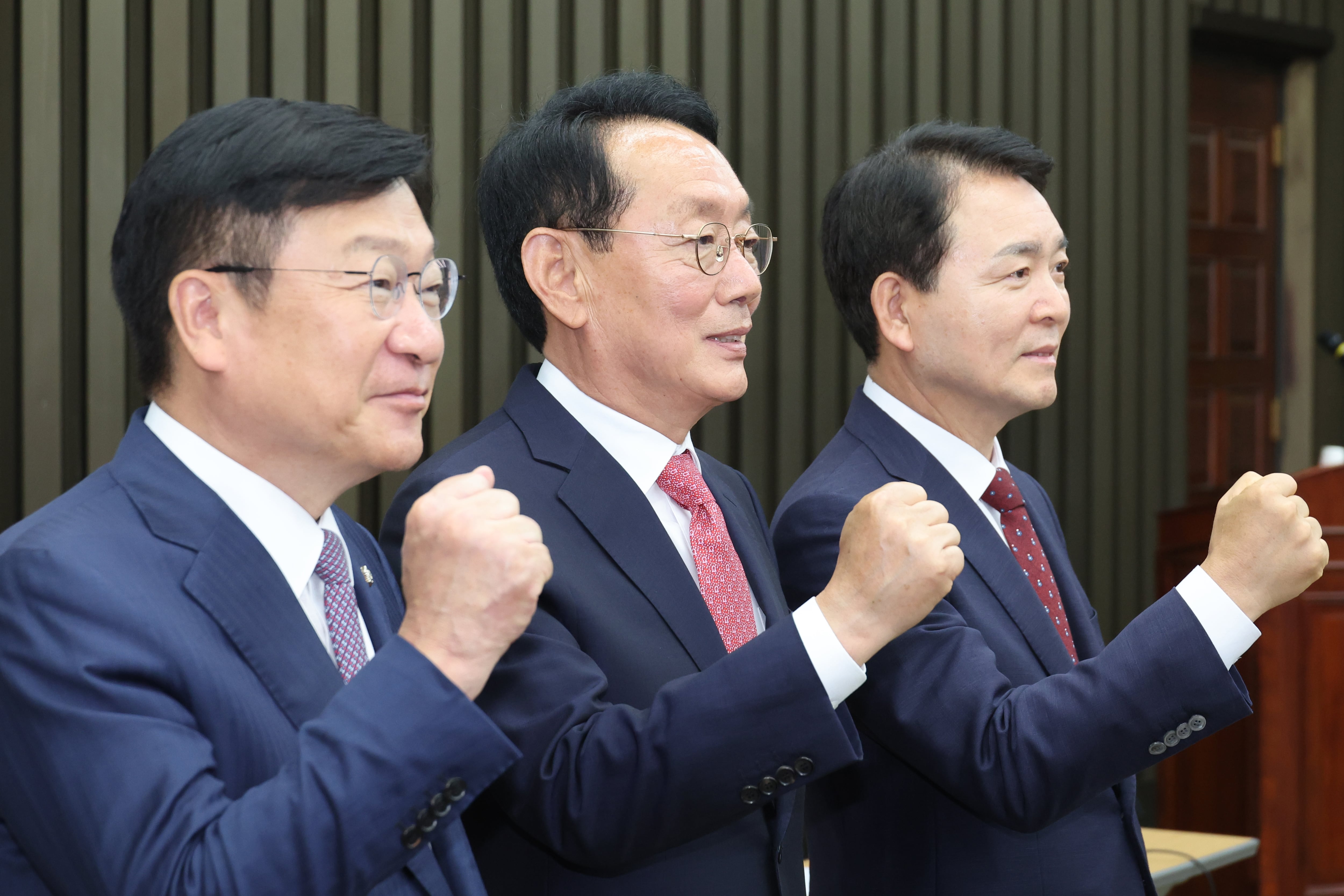 국힘 원대 토론회…金 “노선 안 바꾸면 총선 절망” 鄭 “분열 안돼” 成 “중진 강화·계파 청산”