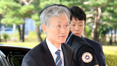 Editorial: Democratic Party Summons Chief Justice Again, Shields Kim Hyun-ji for Second Year