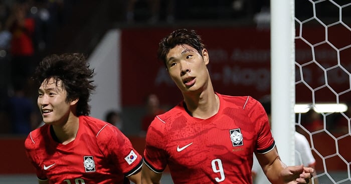 Lee Young-jun's Goal Gives South Korea 1-0 Lead