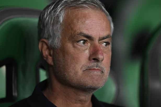 Soccer Football - LaLiga - Elche v Real Madrid - Estadio Manuel Martinez Valero, Elche, Spain - September 15, 2026 Real Madrid coach Jose Mourinho before the match REUTERS/Pablo Morano<저작권자(c) 연합뉴스, 무단 전재-재배포, AI 학습 및 활용 금지>