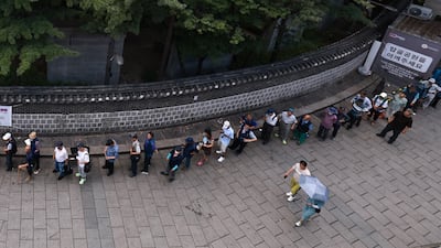 2024년 65세 이상 월평균 연금 73만원 받아, 1인가구 최저생계비 54% 그쳐