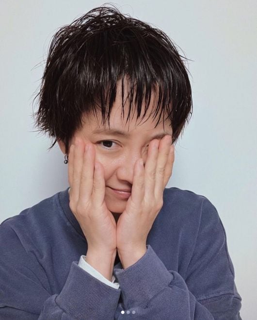 송지효 헤어담당, '숏컷논란' 5년만 심경 "악플 테러..멘탈 약했으면 요단강 건너" 울컥