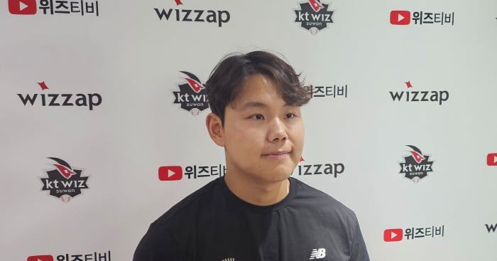 So Hyeong-jun Earns Eighth Win at Hwang's Retirement - 조선일보