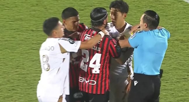 충돌한 손흥민과 살라자르 캡처=X에 올라온 폭스TV 중계 영상