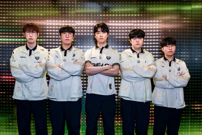 젠지·한화생명·T1·디플러스, 이변 없이 롤드컵행…LCK 4강 확정 thumbnail