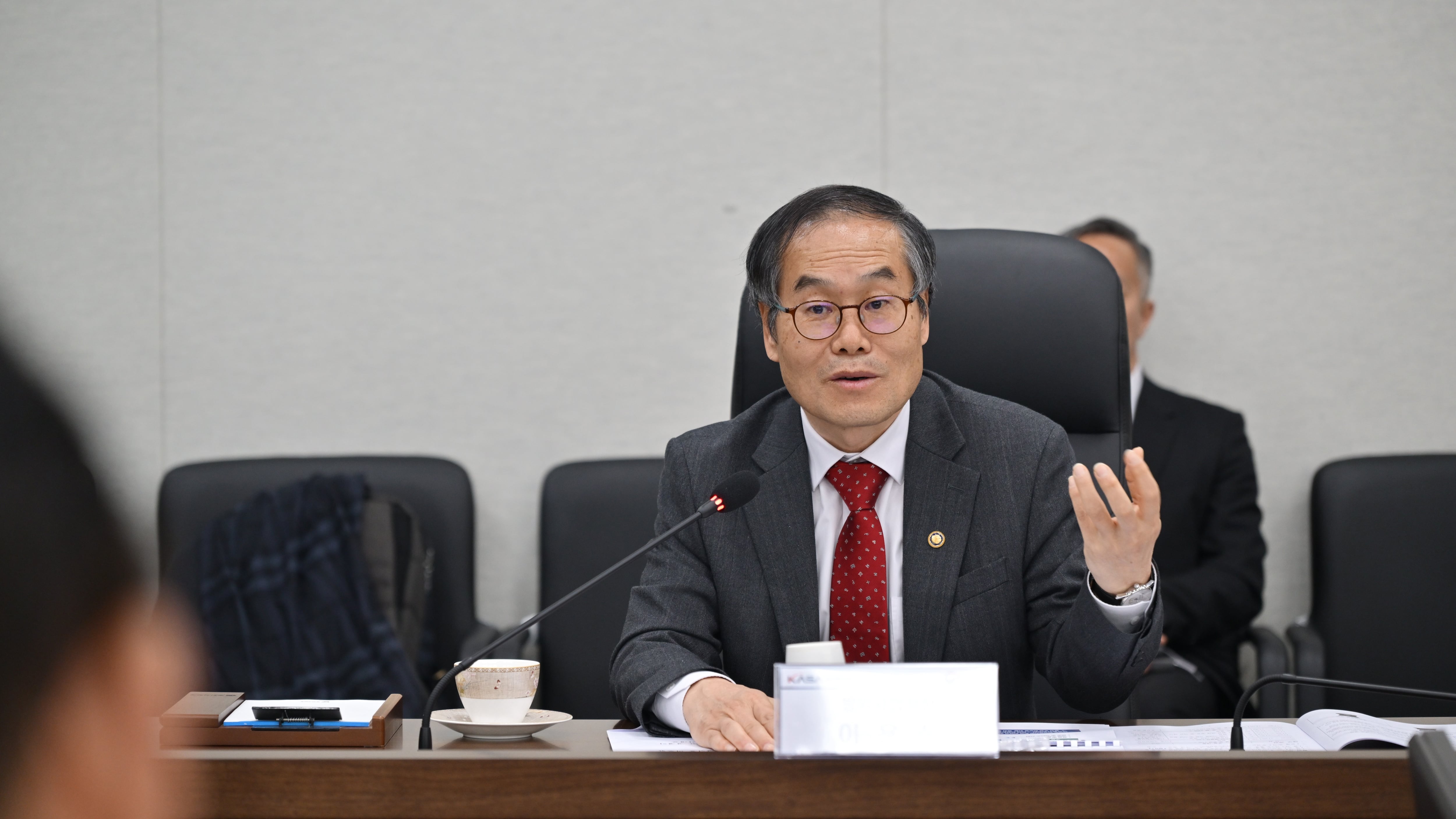 정부, 국방 반도체 본격 국산화… 무기체계 적용 의무화 추진