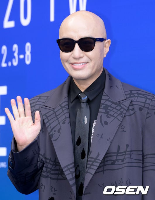 홍석천, SNS 사칭 계정 당부..“전 부계정 없습니다”