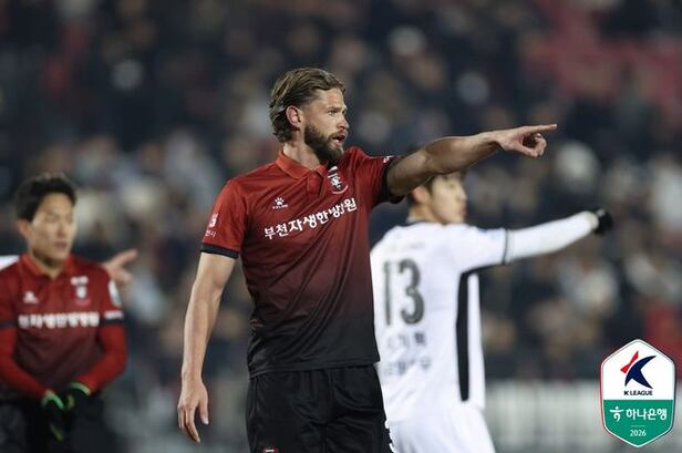 Bucheon Defense vs Incheon's Mugosa in 032 Derby