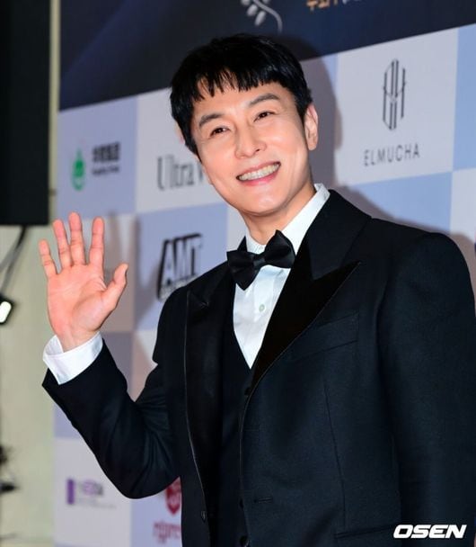 김동완, SNS 논란 후 반성.."무책임한 짓 많이 했구나"