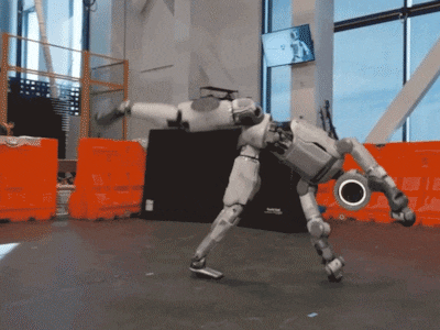 Hyundai's Atlas Demonstrates Advanced Gymnastics, Ice Stability