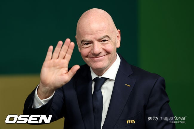 "우리도 월드컵 갈 수 있다!" 중국, FIFA 회장 선언에 환호성..."64개국 확대 반드시 검토할 것" 희소식에 '막차 탑승' 기대