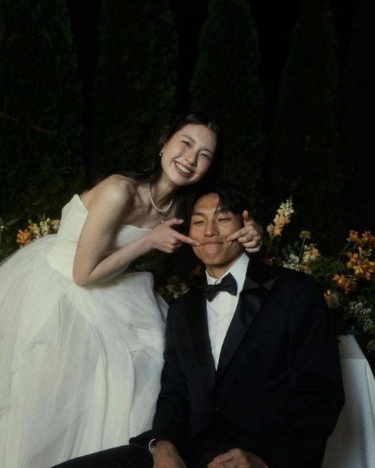 김진경♥김승규, 첫 딸 출산 후 미혼모 위한 기부 선행.."도움의 손길 됐으면"
