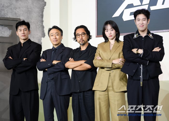 해외도 韓정치도 난리..'참교육' 3주 연속 글로벌 TOP 10 비영어 쇼 1위