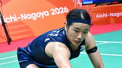 ‘천하의 안세영이 몸을 날리다니?’ 만만치 않은 오쿠하라, 안세영 1세트 이겼지만 16점이나 줬다