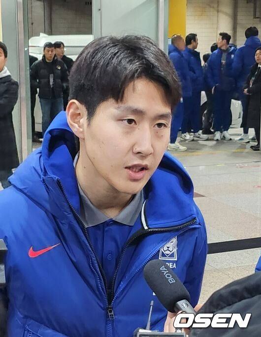 “이강인 선발로 안쓰고 뭐해” 폭발한 PSG 팬덤… 깎아내리던 프랑스 매체 “전반전부터 뛸 것”+모나코전 예상 선발 포함