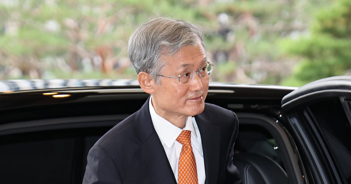 Democratic Party Probes Chief Justice Amid Repetition Criticism - 조선일보