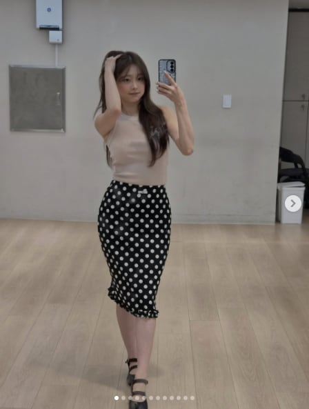 츄 맞아? 몰라보겠어..‘성숙美’ 물씬 풍긴 S라인 자태