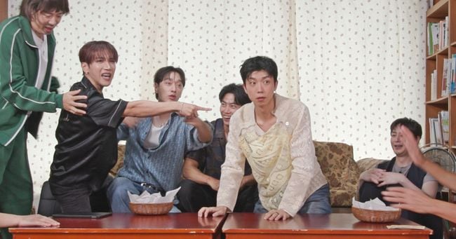 ‘짐승돌’ 2PM, 방송 심의도 바꿨다..“택연, 그만하라 해도 계속 찢어” (‘아근진’)