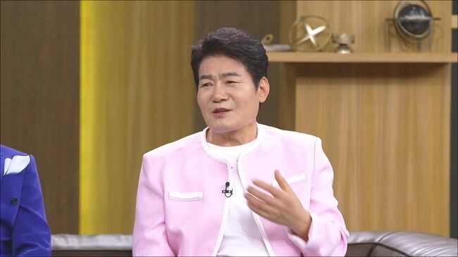 진성 "은행 못 믿어서 1억을 침대에 깔고 살았더니.."(데이앤나잇)