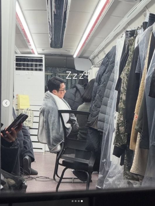 소지섭, '김부장'의 이중생활 들통.."민지야 아빠 자는 거 아니야"