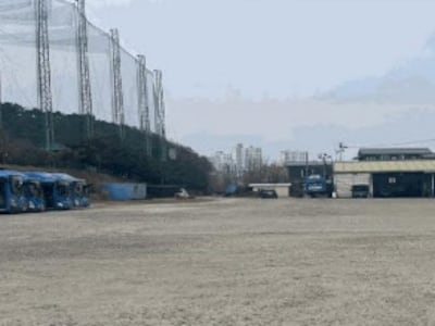 망한 버스 회사의 120억 차고지, 헐값에 사들인 낙찰자의 큰 그림