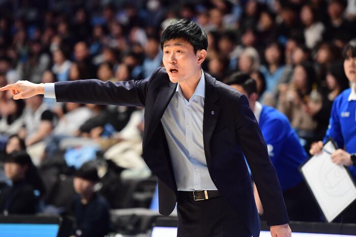 가스공사 강 혁 감독. 사진제공=KBL