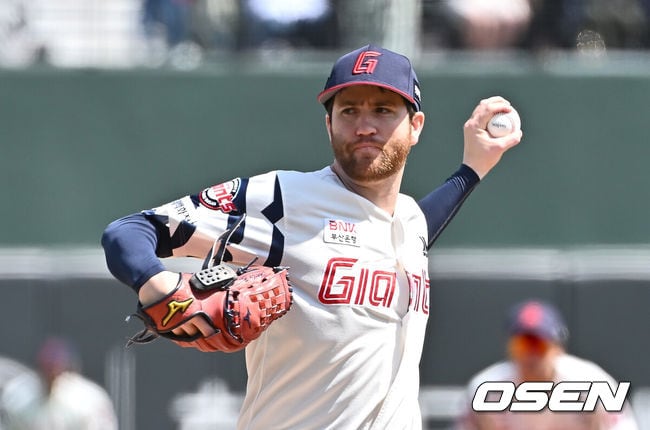 "KBO 시절 새로운 구종 익혀" 롯데 35승 출신 반즈, 기회 한번 더…ML 콜업→31세 우완 마이너행